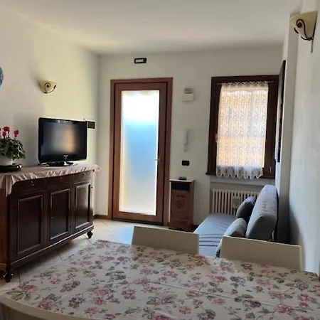 Apartment Gloria *
